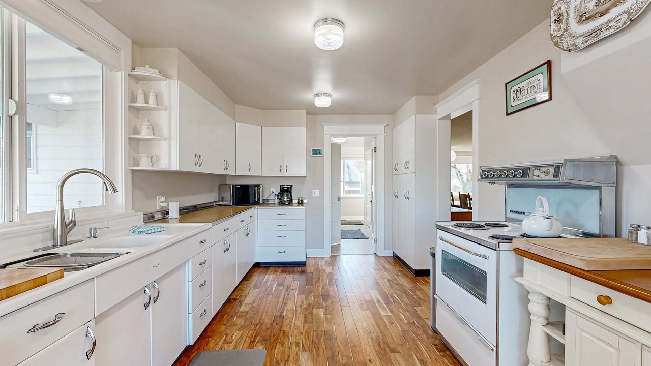 Photo of Kitchen in Mosier