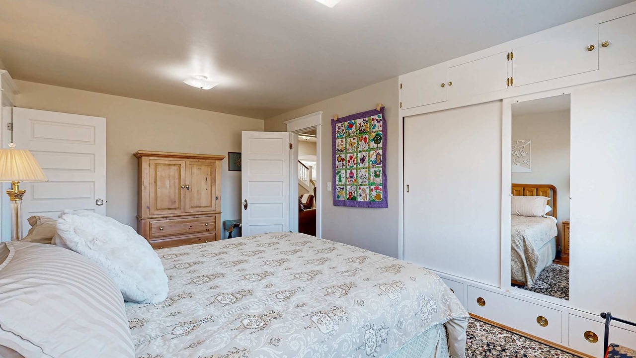 Photo of Bedroom in Mosier