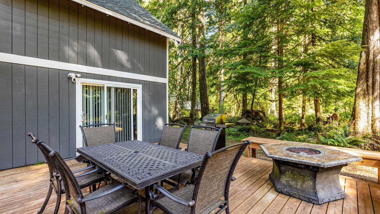 Photo of Outdoor in Rhododendron