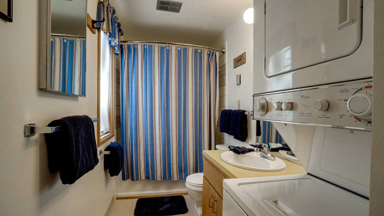 Photo of Bathroom in Black Butte Ranch