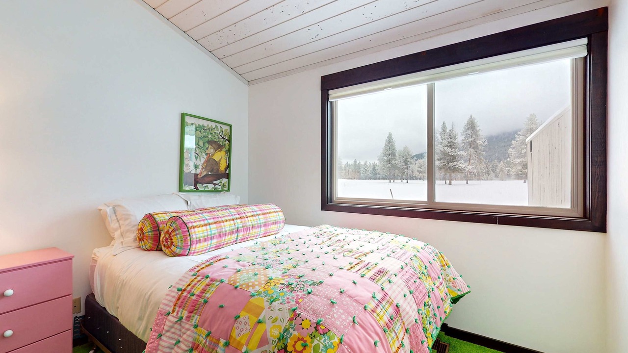 Photo of Bedroom in Black Butte Ranch