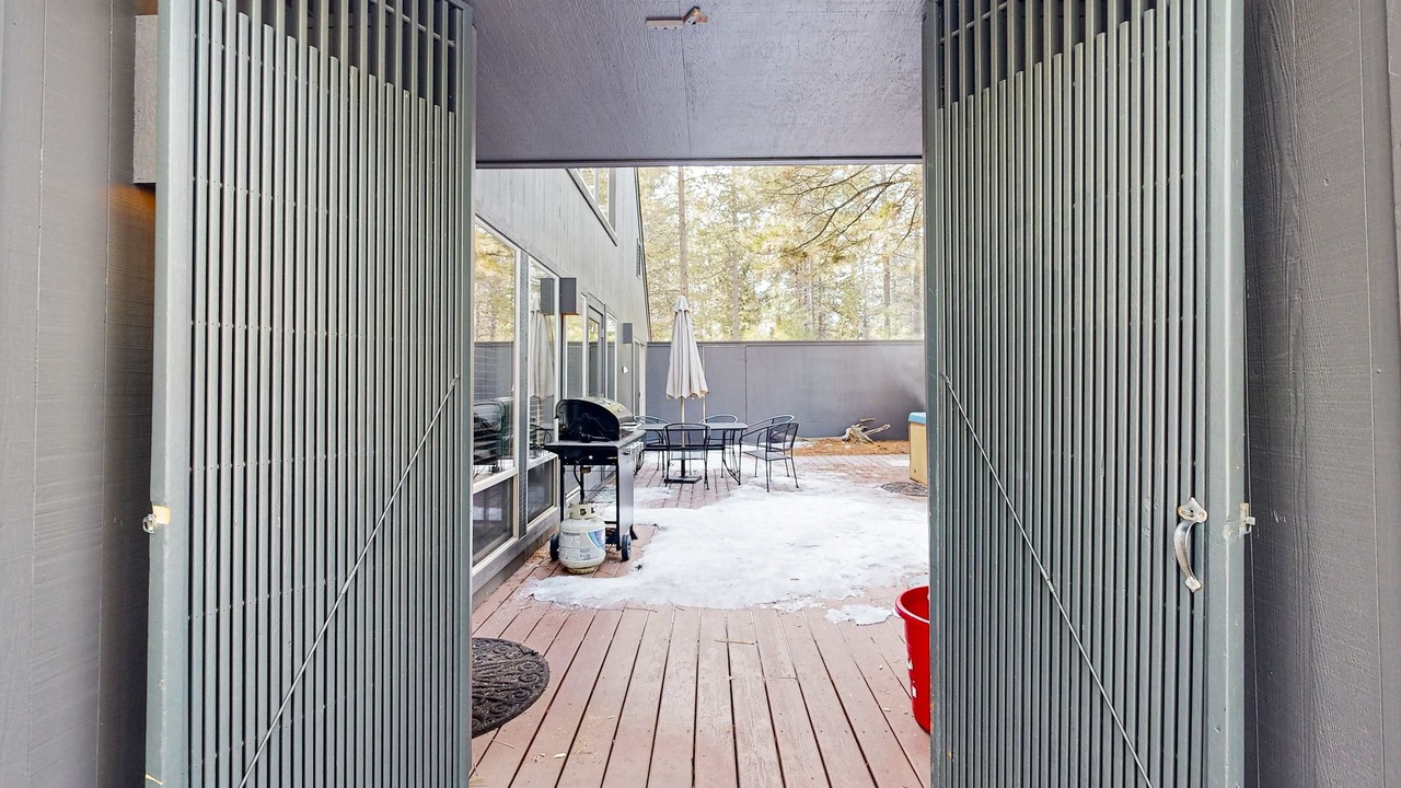 Photo of Patio Balcony in Sunriver
