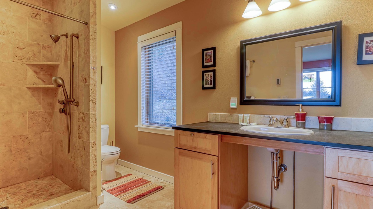 Photo of Bathroom in White Salmon