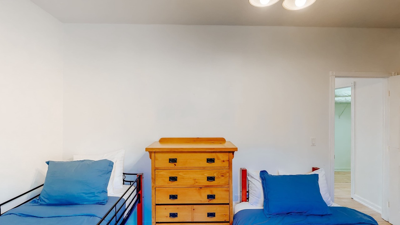 Photo of Bedroom in Newport