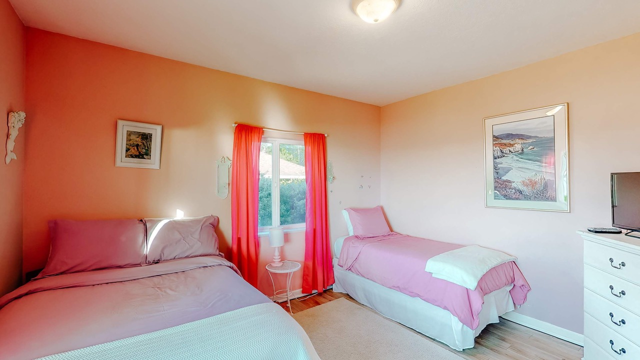 Photo of Bedroom in Newport