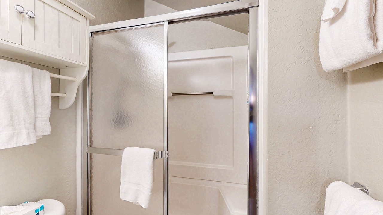 Photo of Bathroom in Overlook Park