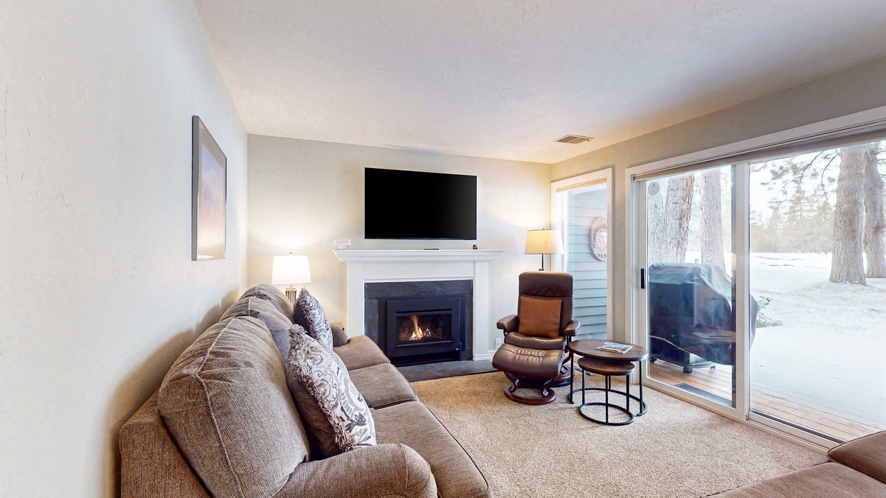 Photo of Livingroom in Overlook Park