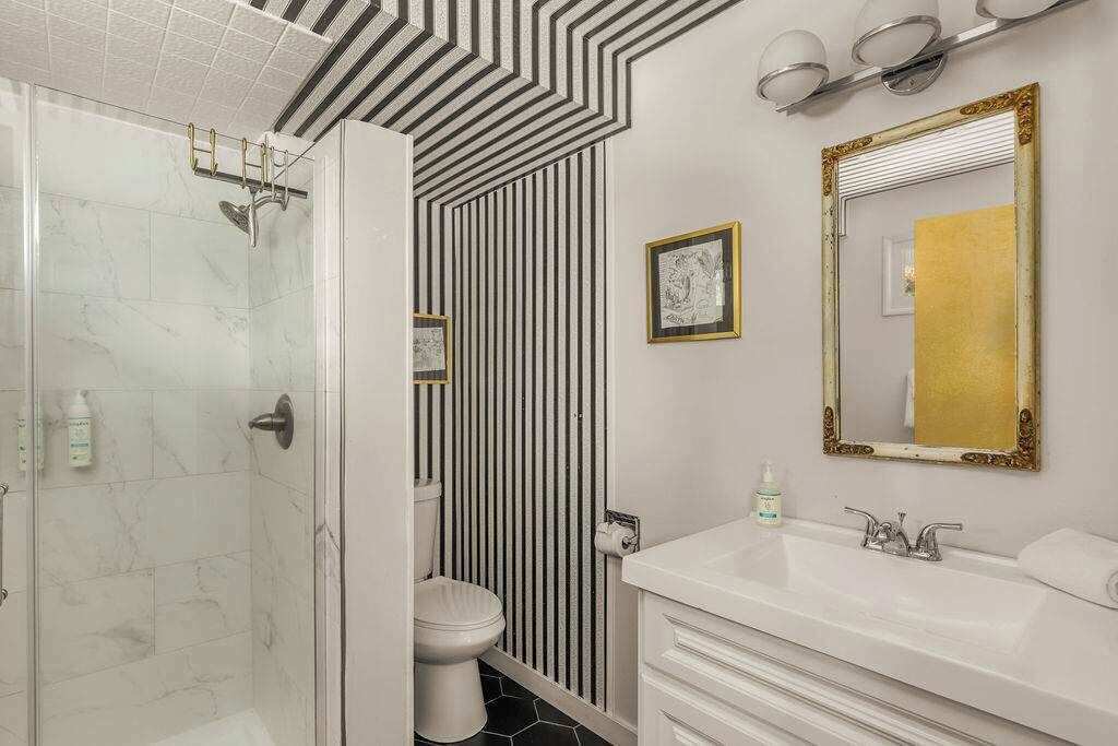 Photo of Bathroom in Mosier