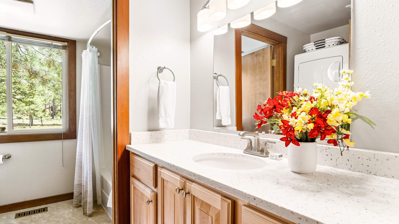 Photo of Bathroom in Overlook Park