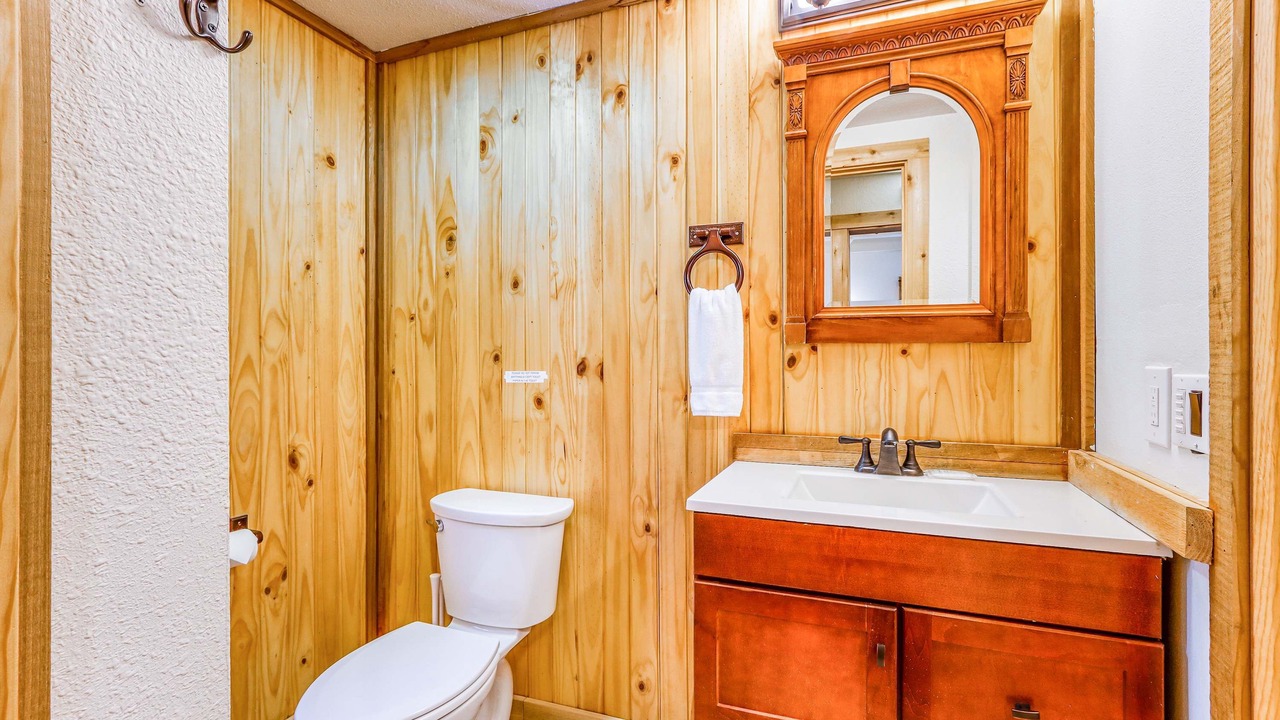 Photo of Bathroom in River Forest Acres