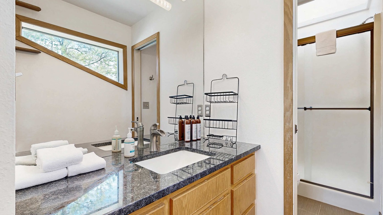 Photo of Bathroom in Overlook Park