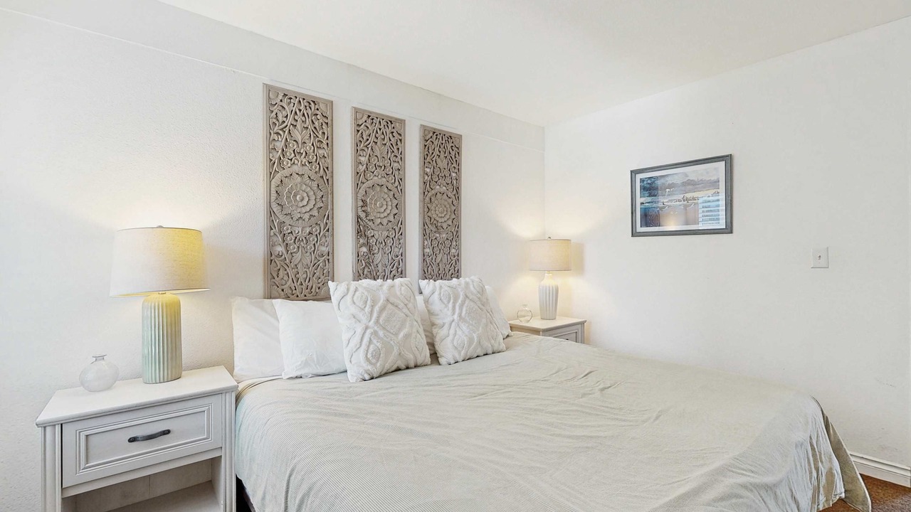 Photo of Bedroom in Historic Bayfront