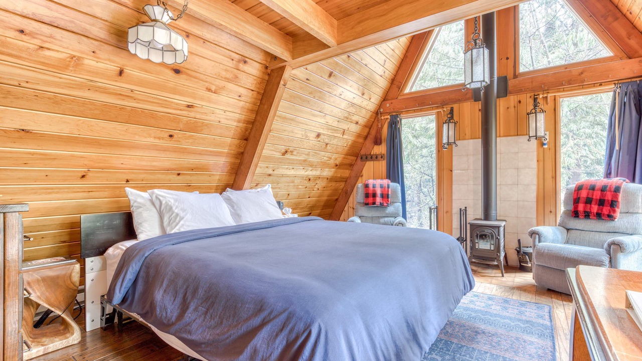 Photo of Bedroom in Mount Hood Village