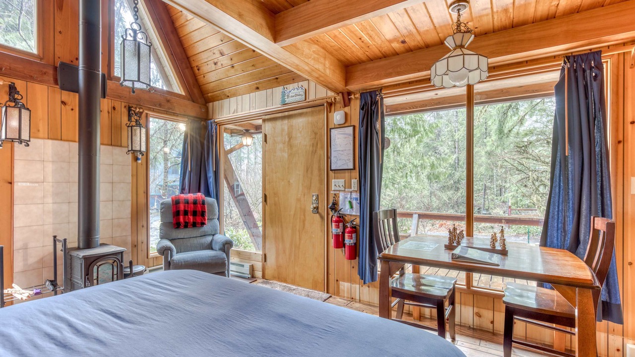 Photo of Bedroom in Mount Hood Village