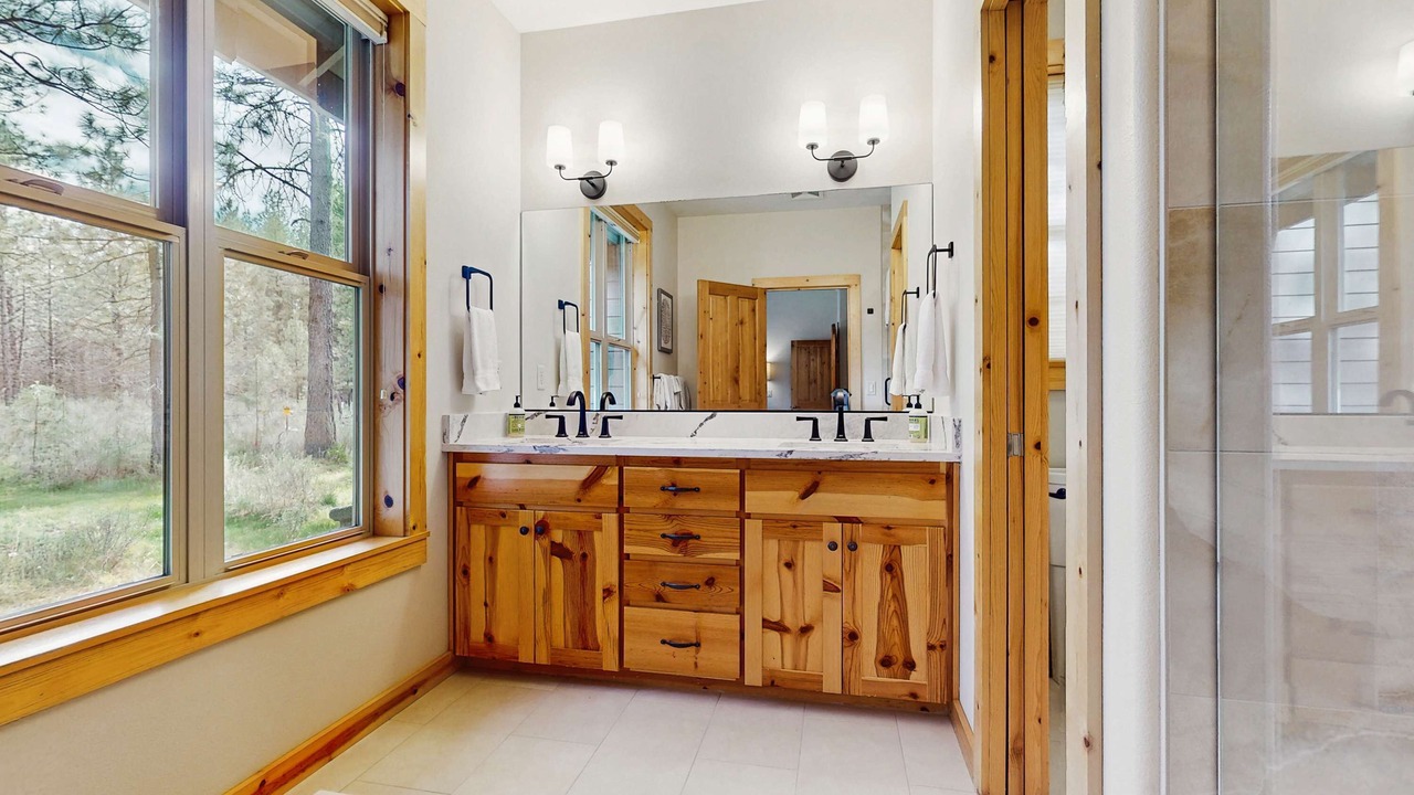 Photo of Bathroom in Black Butte Ranch