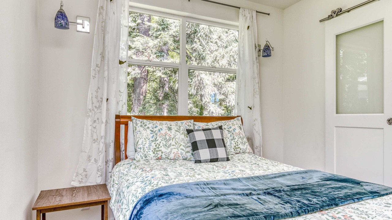 Photo of Bedroom in Stevenson