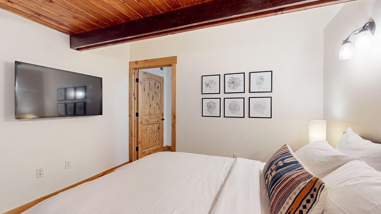 Photo of Bedroom in Mount Hood Village