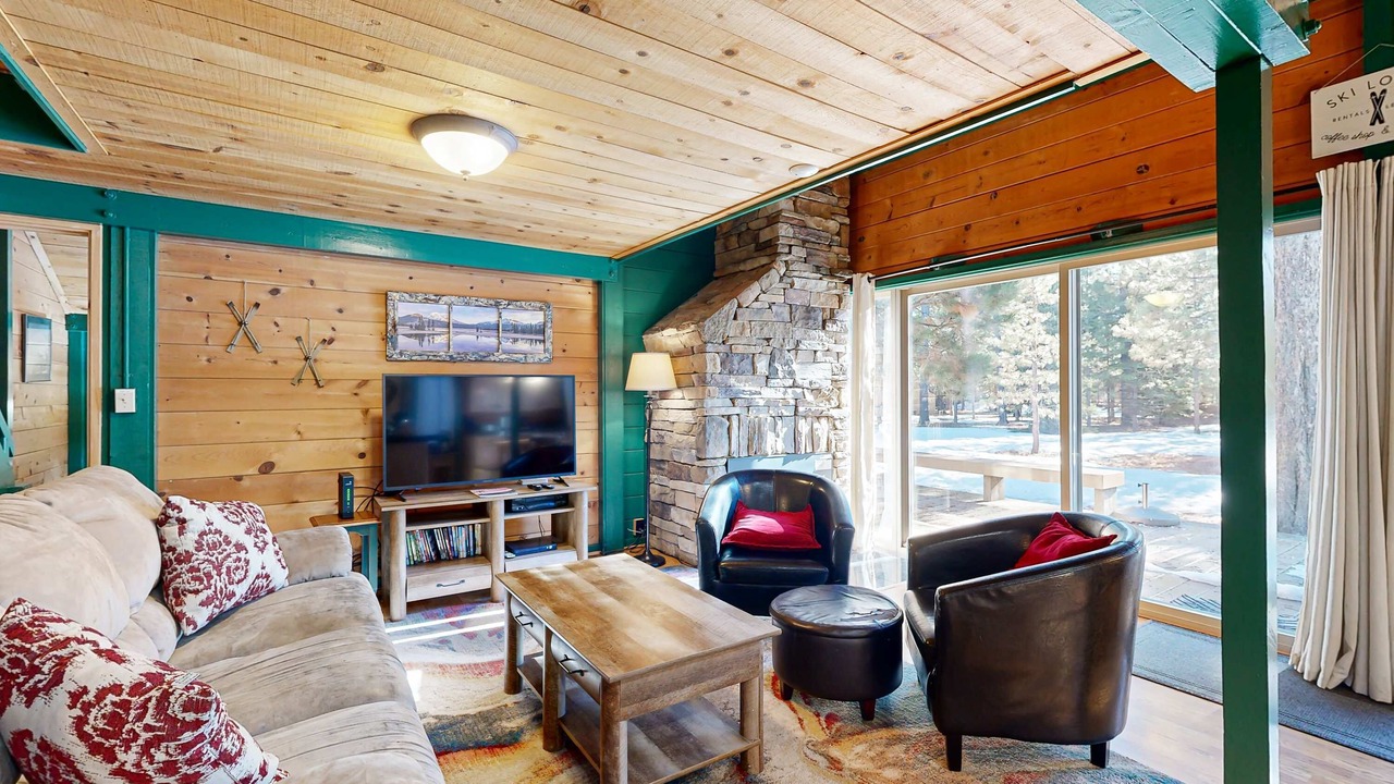 Photo of Livingroom in Sunriver