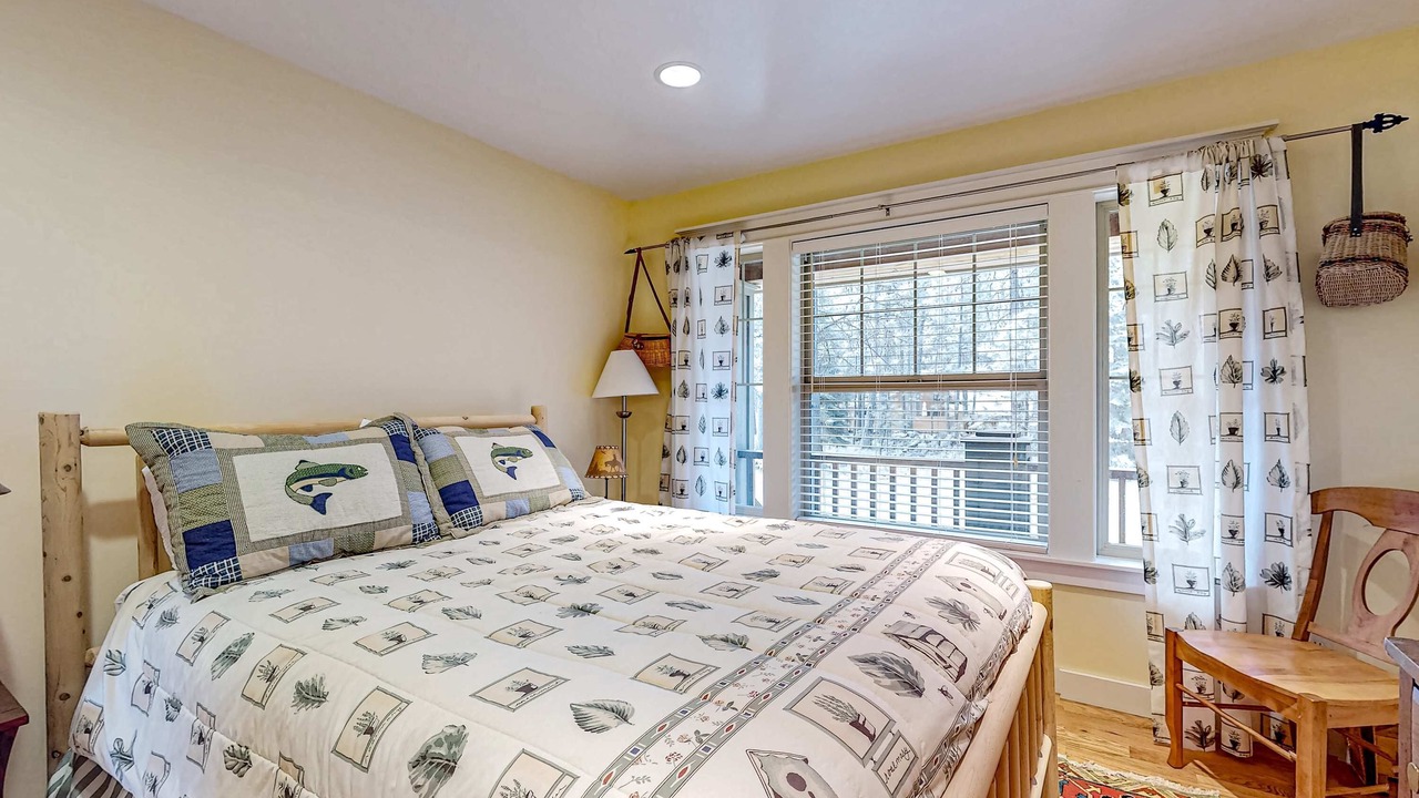 Photo of Bedroom in Black Butte Ranch