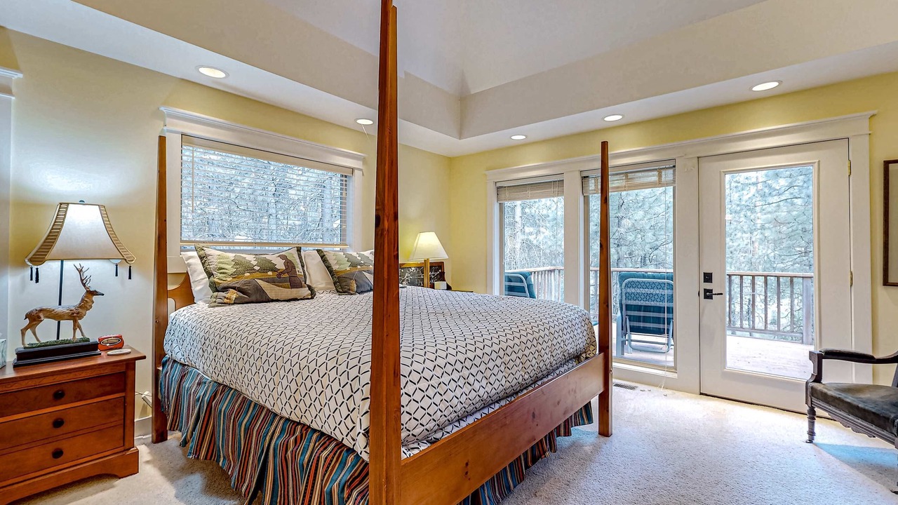 Photo of Bedroom in Black Butte Ranch