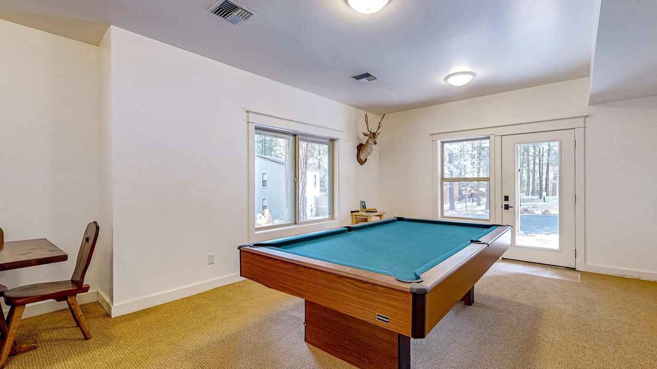 Photo of Bedroom in Black Butte Ranch