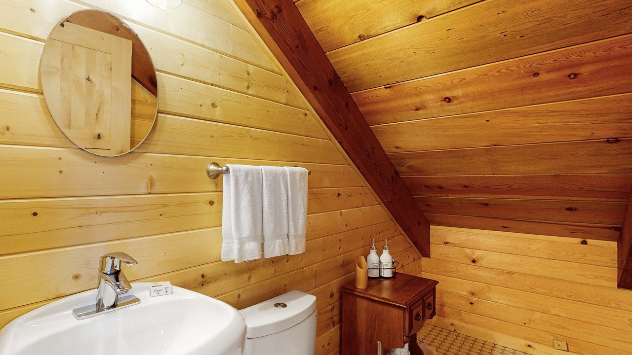 Photo of Bathroom in River Forest Acres