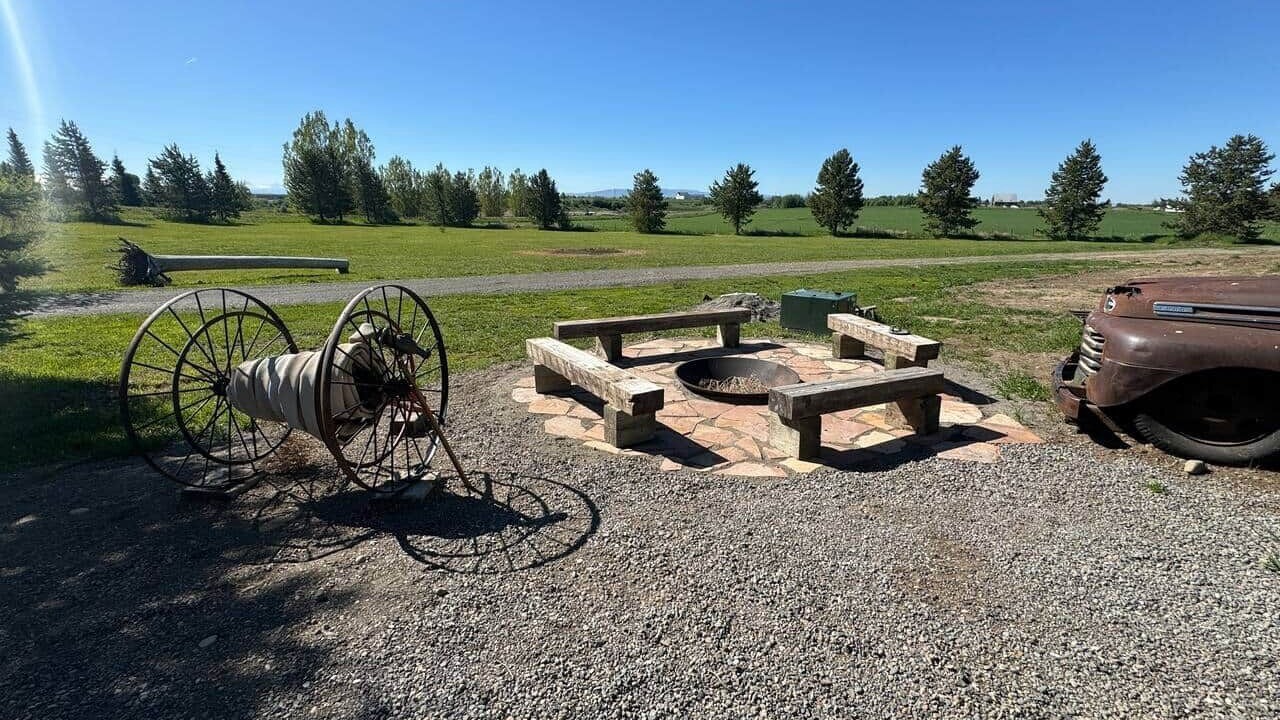 Photo of Outdoor in Ashton