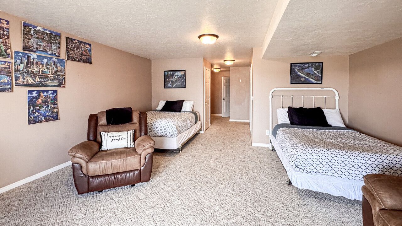Photo of Bedroom in Harbor Village