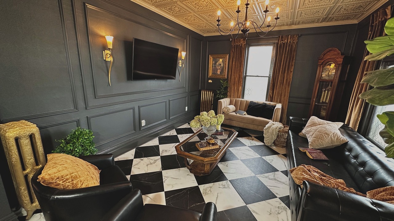 Photo of Livingroom in Logan