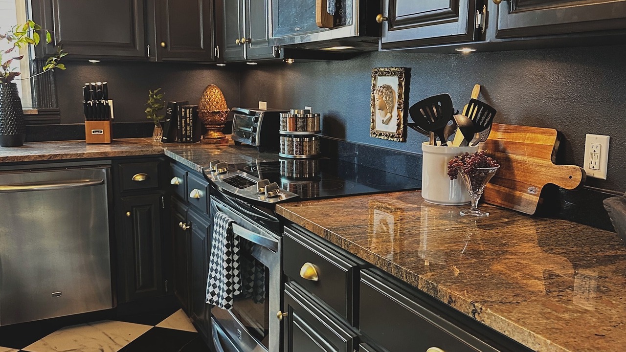 Photo of Kitchen in Logan