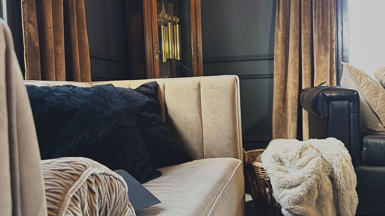 Photo of Livingroom in Logan