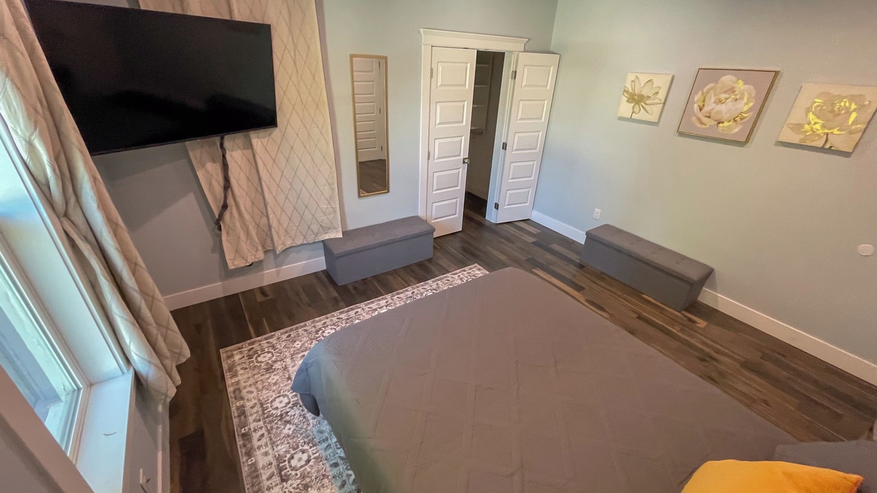 Photo of Bedroom in South Perry District