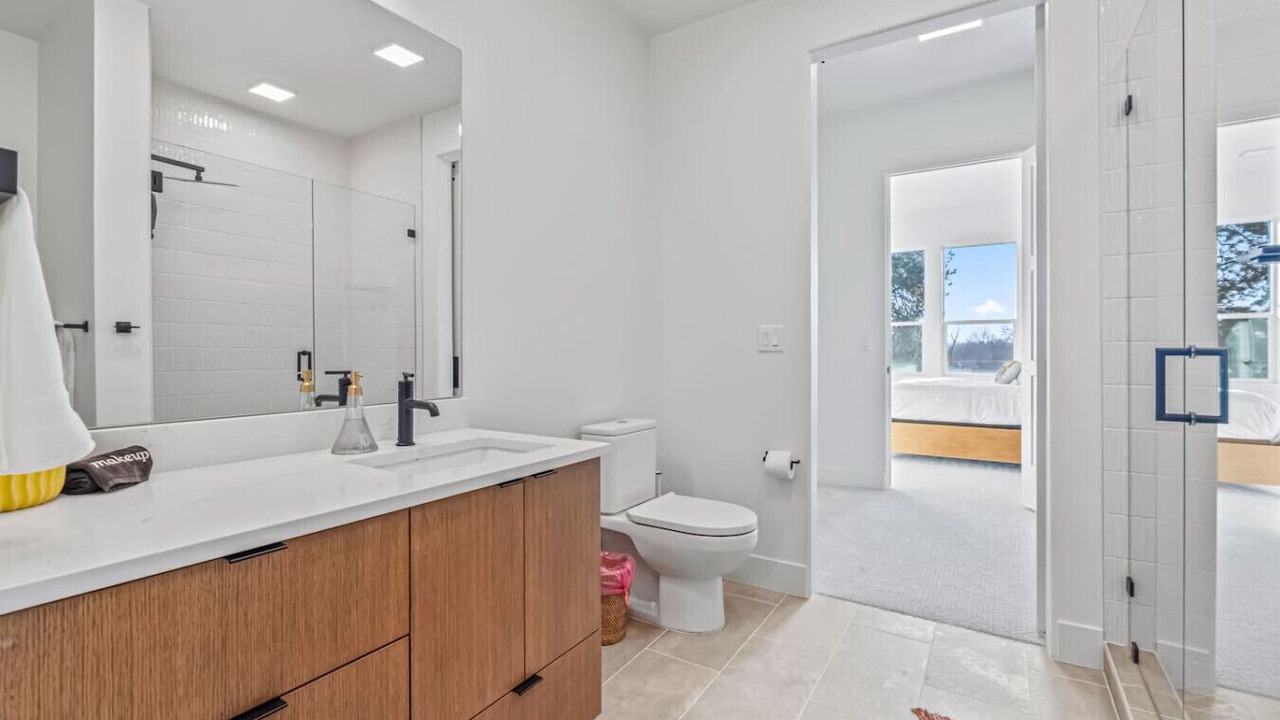 Photo of Bathroom in Eagle