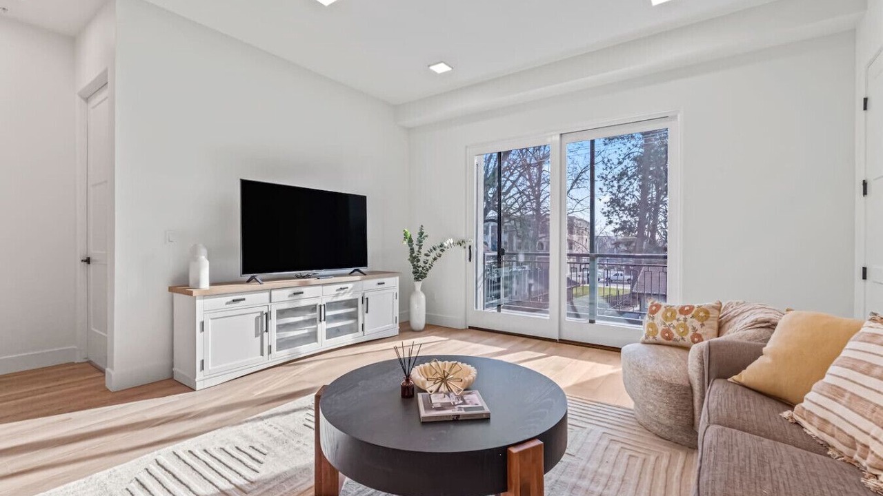 Photo of Bedroom in Eagle