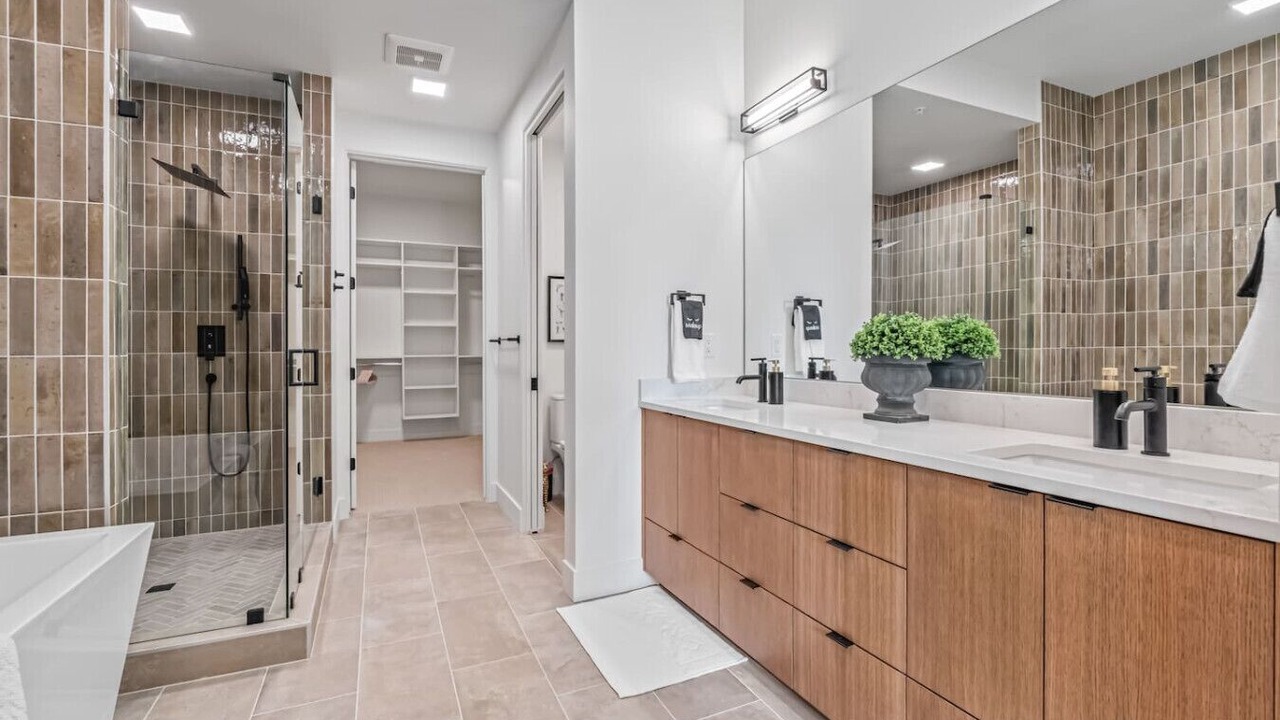 Photo of Bathroom in Eagle