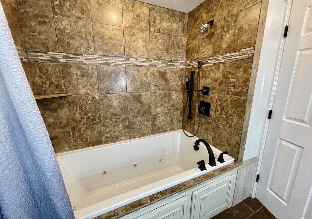Photo of Bathroom in Ammon