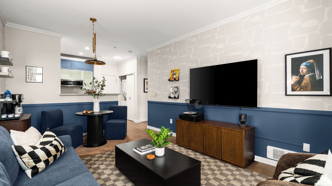 Photo of Livingroom in Belltown