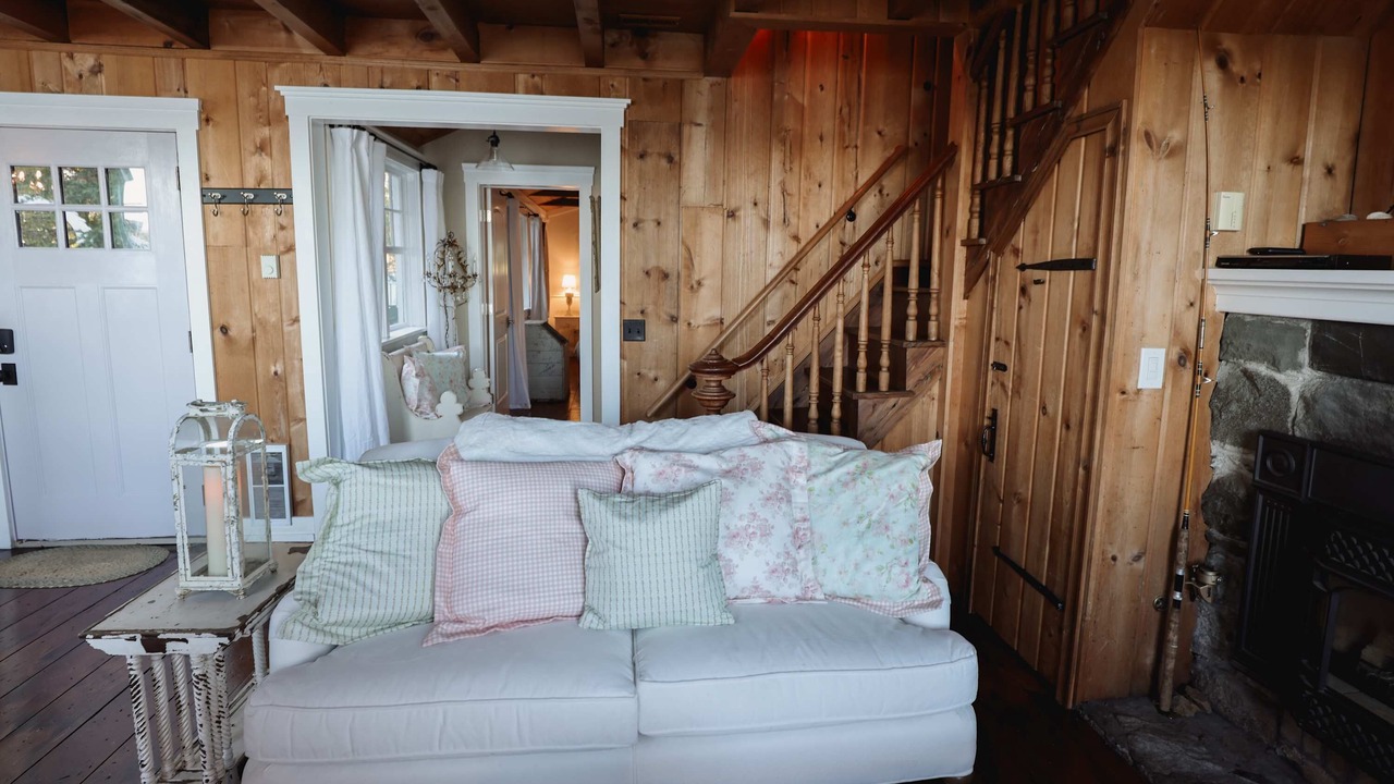 Photo of Livingroom in Coupeville