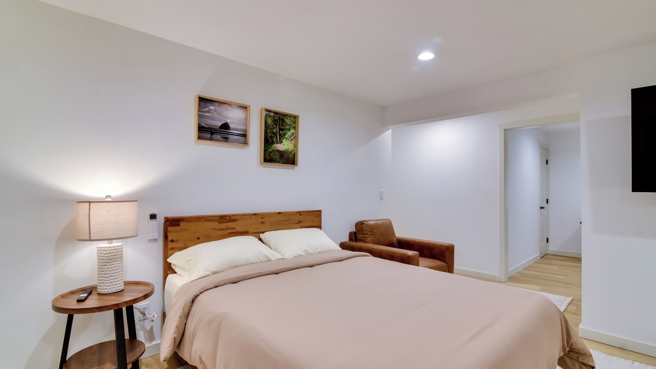 Photo of Bedroom in West Haven-Sylvan