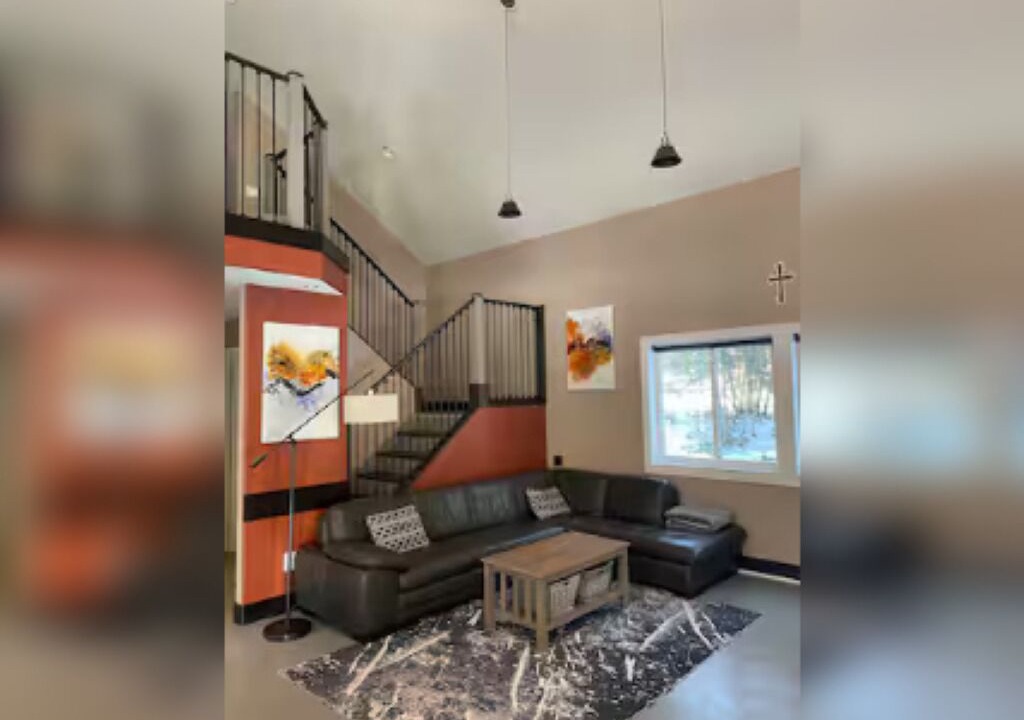 Photo of Livingroom in Chattaroy