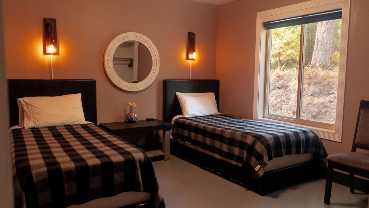 Photo of Bedroom in Chattaroy