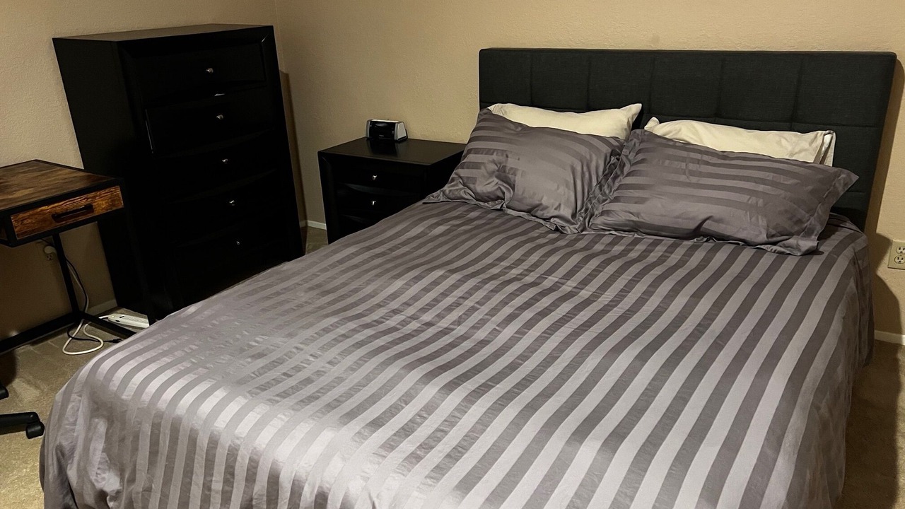 Photo of Bedroom in Newport