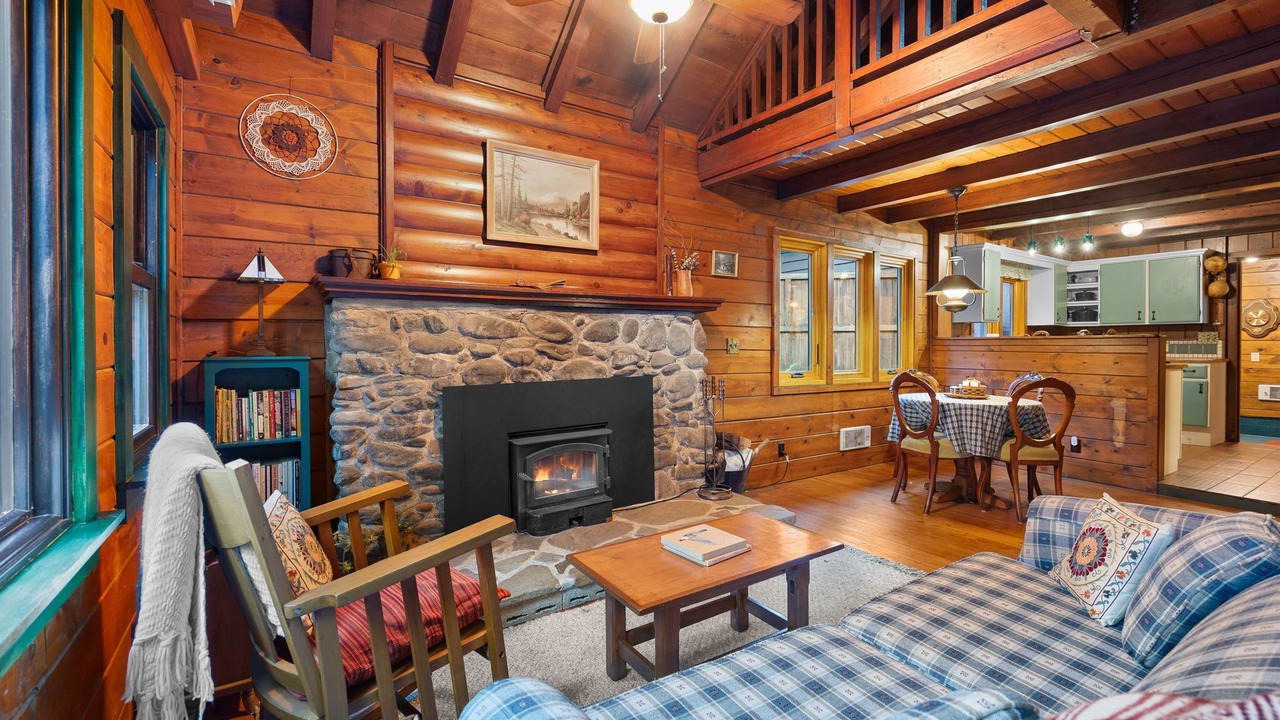Photo of Livingroom in Brightwood