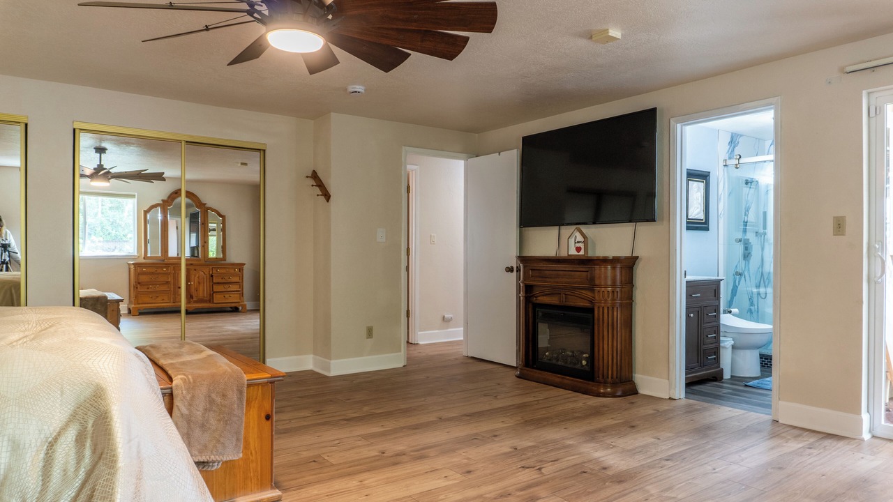 Photo of Bedroom in Central Point
