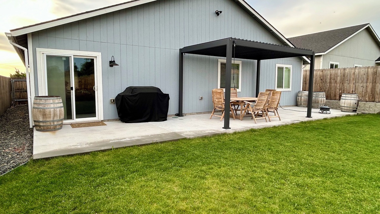 Photo of Outdoor in Tri-Cities