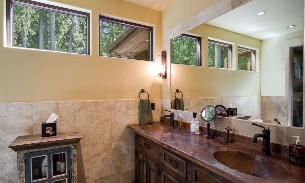 Photo of Bathroom in Hope