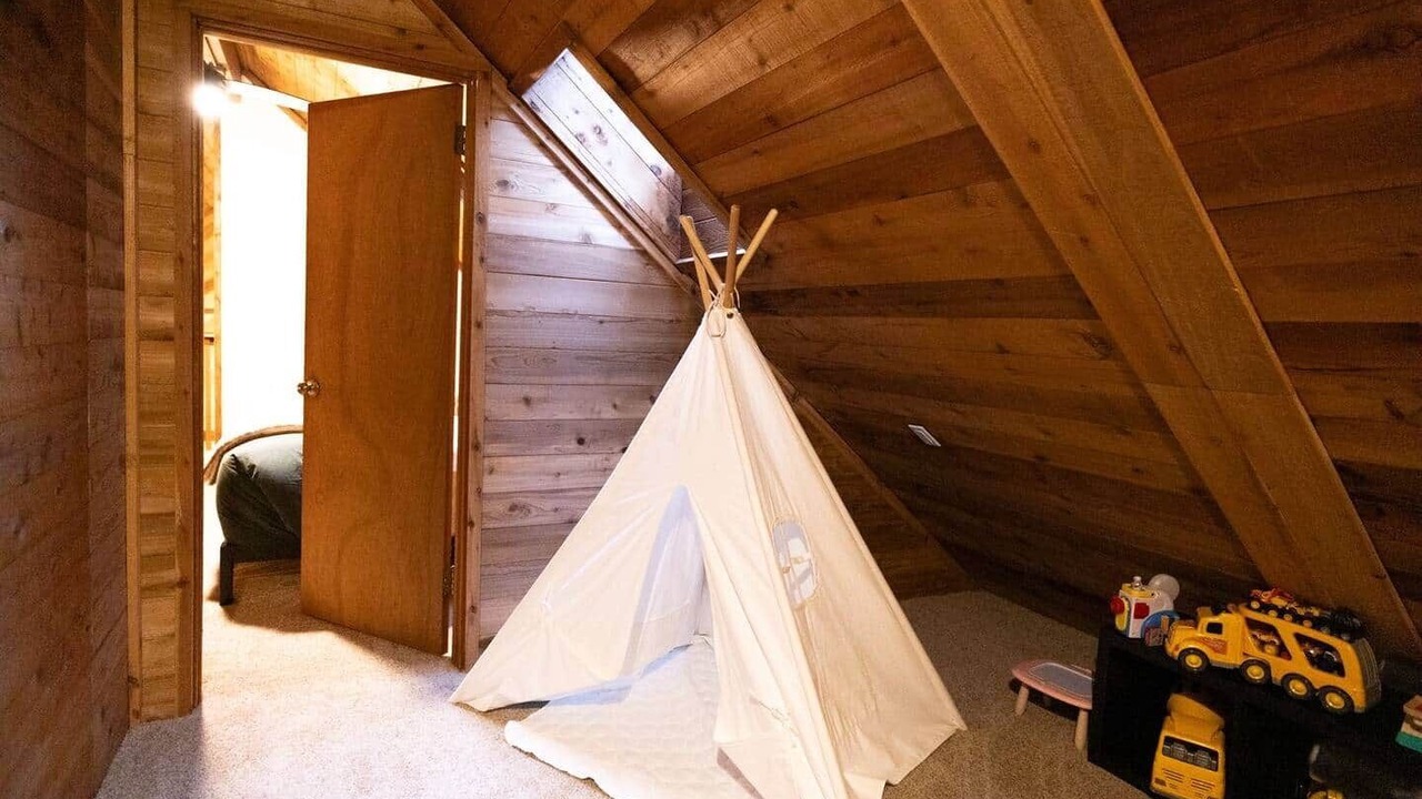 Photo of Bedroom in Mount Hood Village