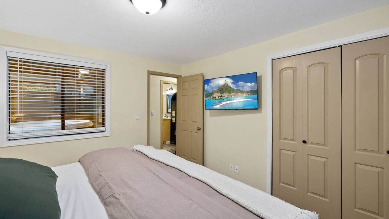 Photo of Bedroom in Mount Hood Village