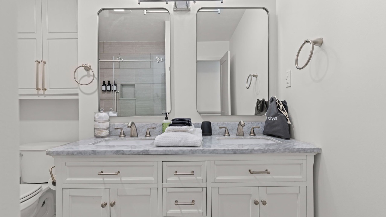Photo of Bathroom in Muscle Shoals