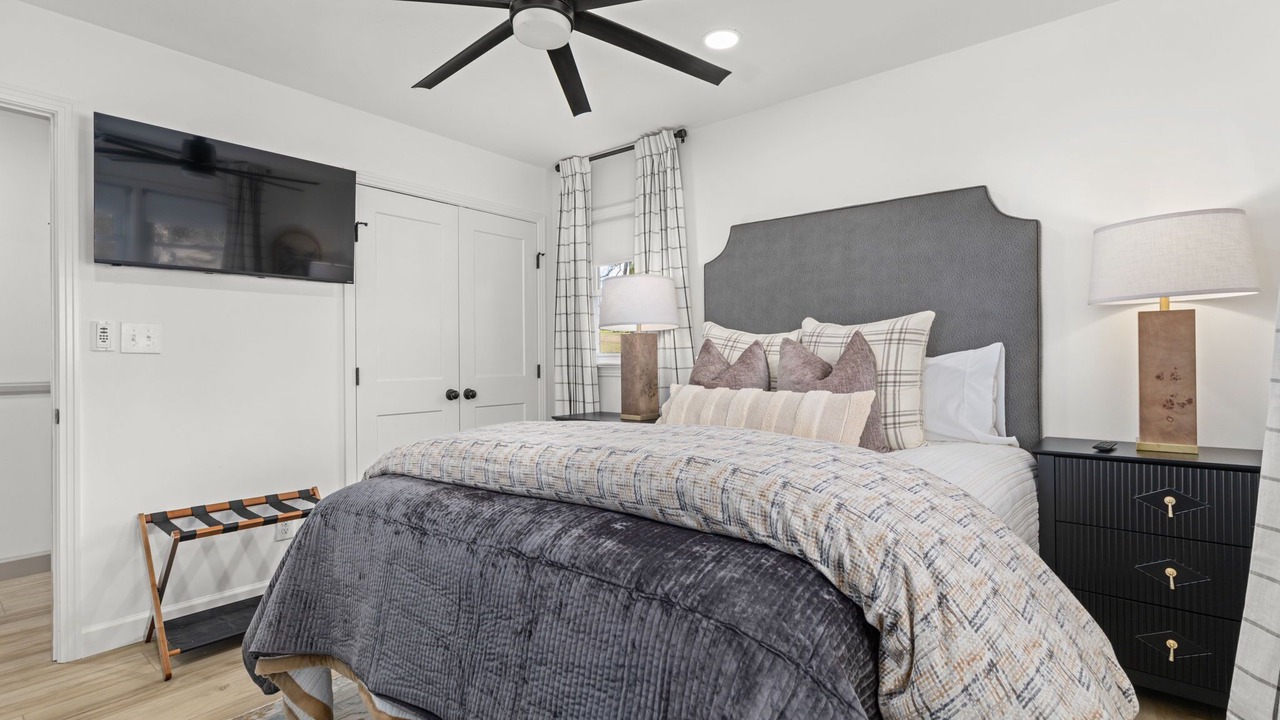 Photo of Bedroom in Muscle Shoals
